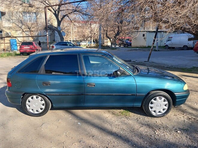 Opel Astra 1996, 234,555 km - 1.4 l - Sumqayıt
