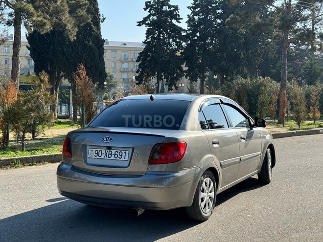 Kia Rio 2010, 250,000 km - 1.4 l - Bakı