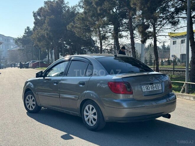 Kia Rio 2010, 250,000 km - 1.4 l - Bakı