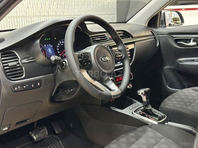Kia Rio X-Line 2019, 102,000 km - 1.6 л - Bakı