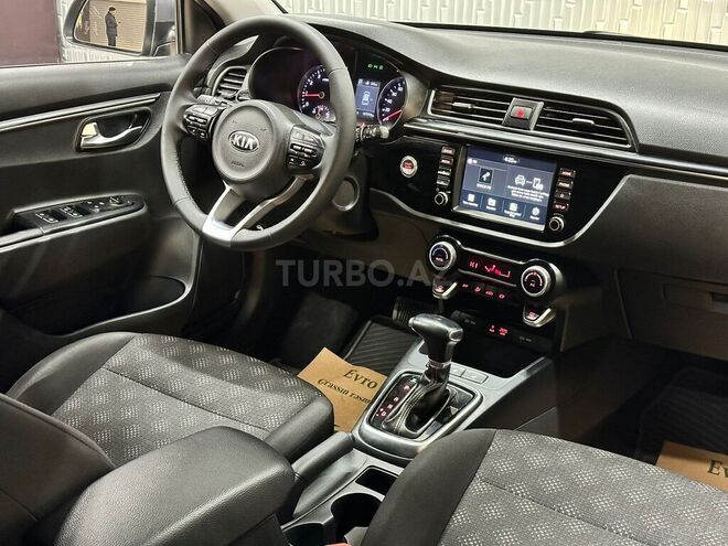 Kia Rio X-Line 2019, 102,000 km - 1.6 л - Bakı