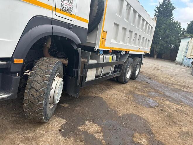 HOWO Sinotruk 2024, 34,000 km - 9.7 л - Gəncə
