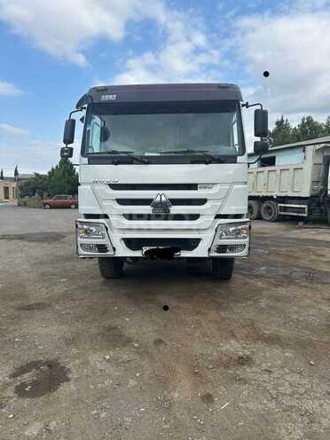 HOWO Sinotruk 2024, 34,000 km - 9.7 л - Gəncə