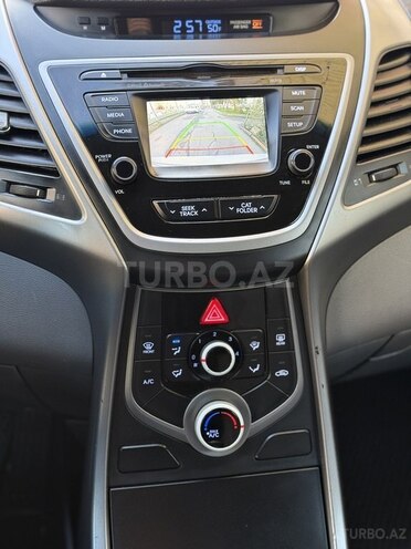 Hyundai Elantra 2016, 132,432 km - 1.8 l - Bakı