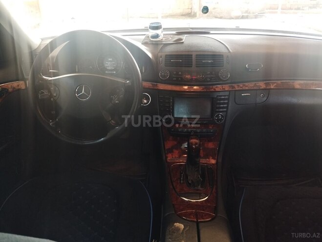 Mercedes E 220 d 2005, 420,000 km - 2.2 л - Goranboy