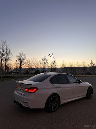 BMW 328 2015, 117,500 km - 2.0 л - Bakı