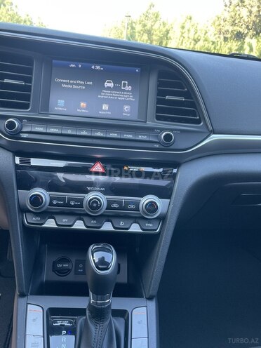 Hyundai Elantra 2019, 110,079 km - 2.0 l - Bakı
