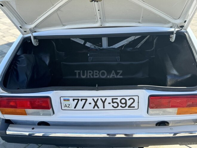 LADA (VAZ) 2107 2009, 120,000 km - 1.6 l - Bakı