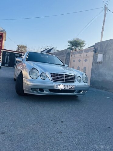 Mercedes E 280 2000, 302,645 km - 2.8 л - Göyçay