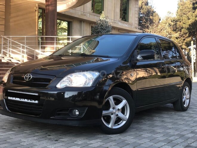 Toyota Corolla 2005, 323,000 km - 1.4 l - Bakı