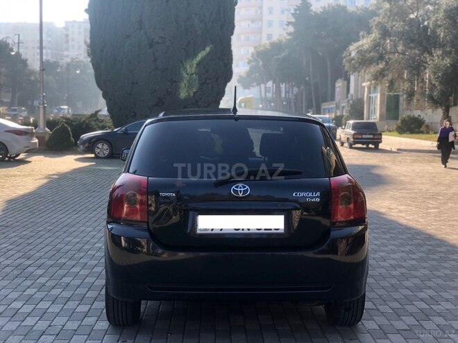 Toyota Corolla 2005, 323,000 km - 1.4 l - Bakı