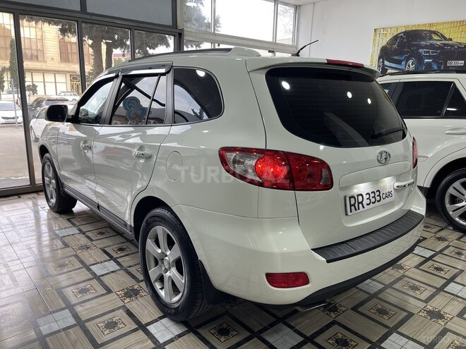 Hyundai Santa Fe-6