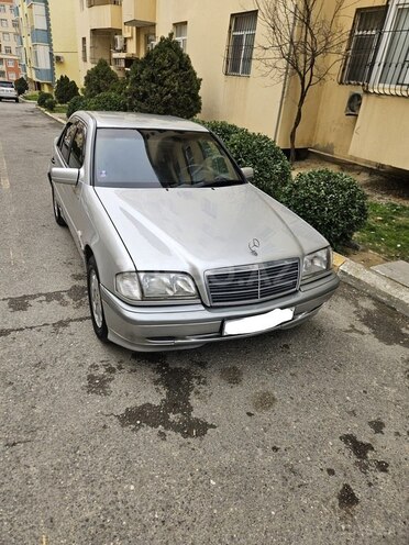 Mercedes C 220 d 1999, 380,064 km - 2.2 l - Bakı