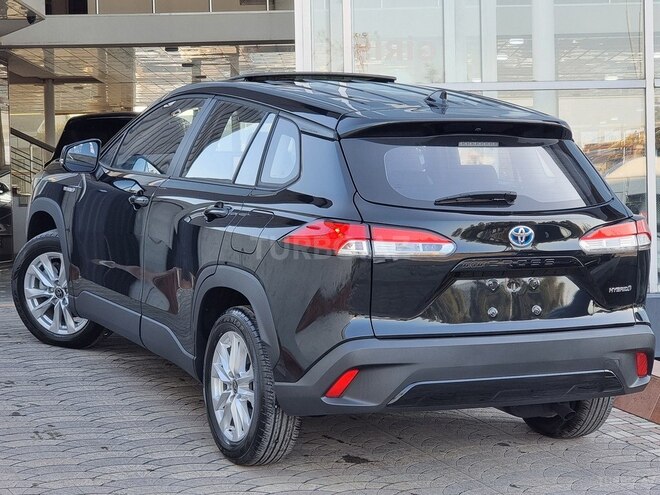Toyota Corolla Cross-13