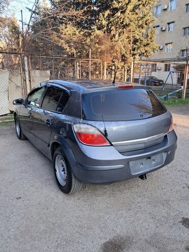 Opel Astra 2006, 299,990 km - 1.3 l - Bakı