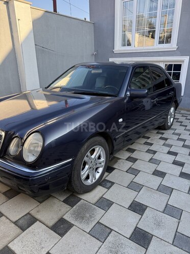 Mercedes E 240 1999, 449,000 km - 2.4 l - Bakı