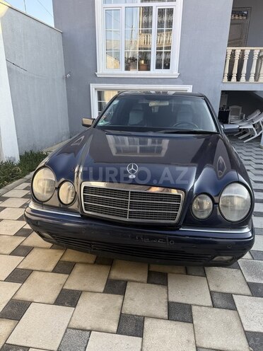 Mercedes E 240 1999, 449,000 km - 2.4 l - Bakı