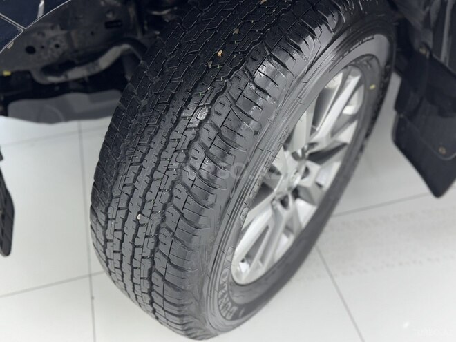 Toyota Land Cruiser Prado-23