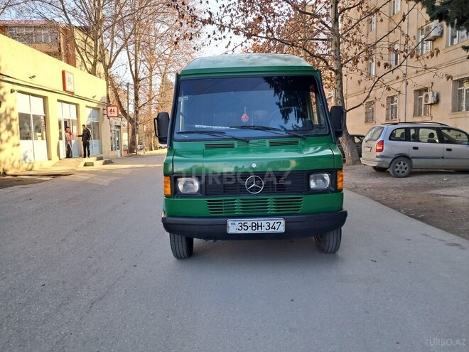 Mercedes 208 D 1994, 523,000 km - 2.5 л - Qazax