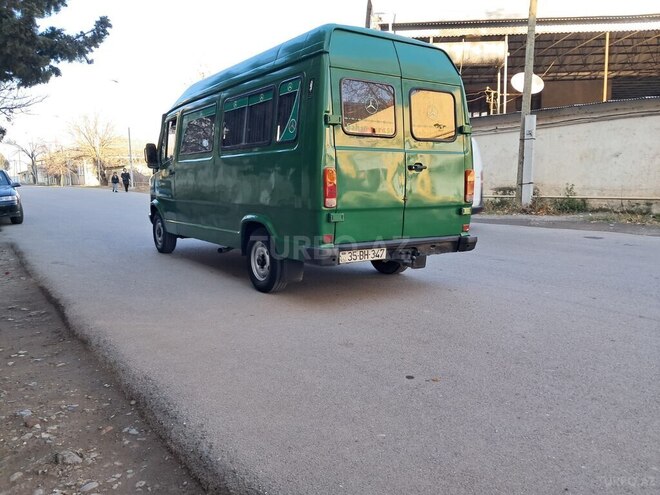Mercedes 208 D 1994, 523,000 km - 2.5 л - Qazax