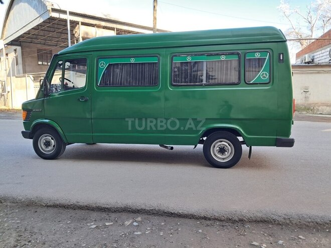 Mercedes 208 D 1994, 523,000 km - 2.5 л - Qazax