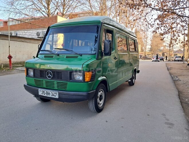 Mercedes 208 D 1994, 523,000 km - 2.5 л - Qazax