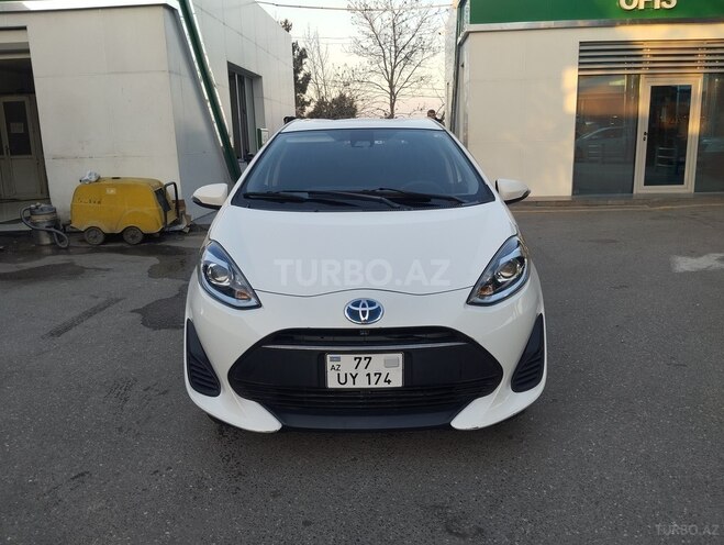 Toyota Aqua 2018, 75,000 km - 1.5 l - Bakı