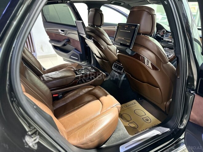 Audi A8 2012, 163,000 km - 3.0 л - Bakı