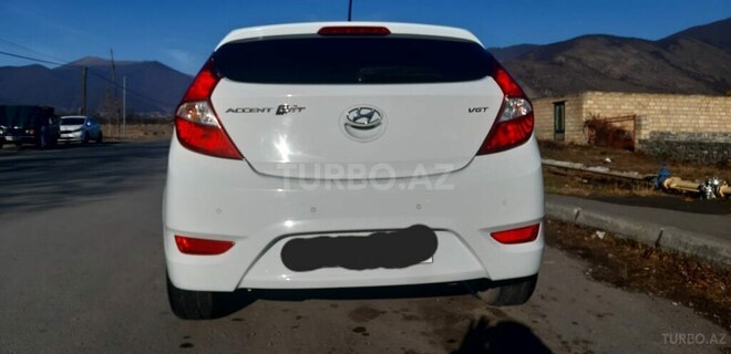 Hyundai Accent 2015, 178,000 km - 1.6 л - Bakı
