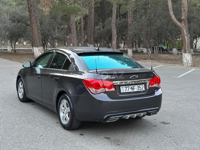 Chevrolet Cruze 2011, 299,000 km - 1.4 l - Sumqayıt