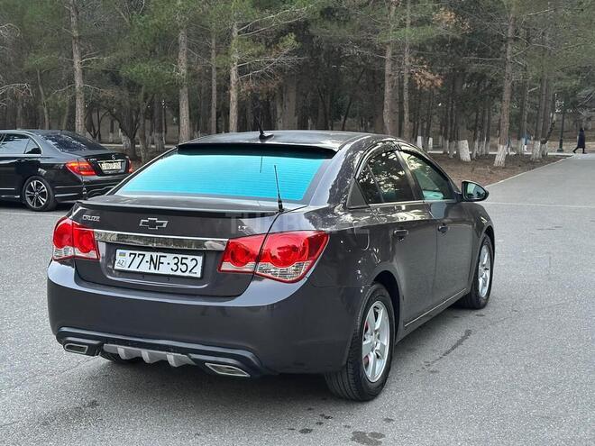 Chevrolet Cruze 2011, 299,000 km - 1.4 l - Sumqayıt
