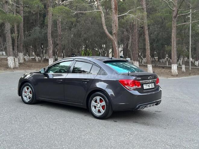 Chevrolet Cruze 2011, 299,000 km - 1.4 l - Sumqayıt