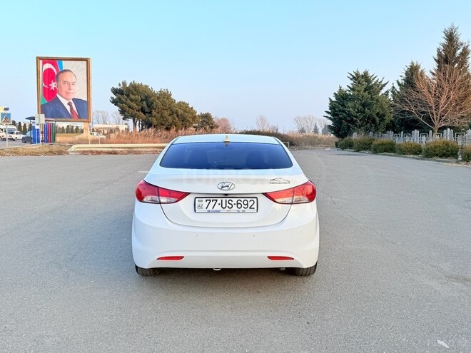 Hyundai Elantra 2011, 130,000 km - 1.6 l - Tovuz