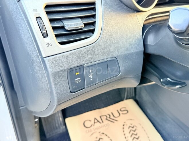 Hyundai Elantra 2011, 130,000 km - 1.6 l - Tovuz