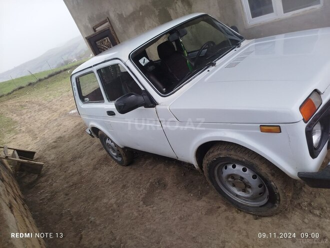 LADA (VAZ) Niva 2005, 400,000 km - 1.7 l - Yardımlı