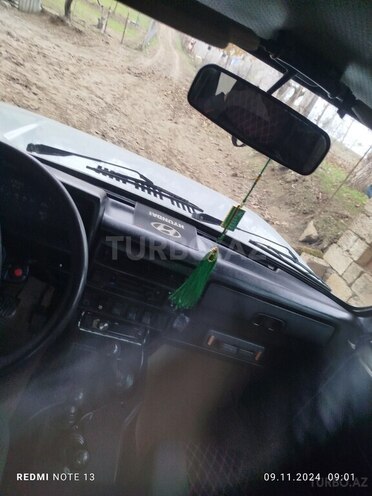 LADA (VAZ) Niva 2005, 400,000 km - 1.7 l - Yardımlı