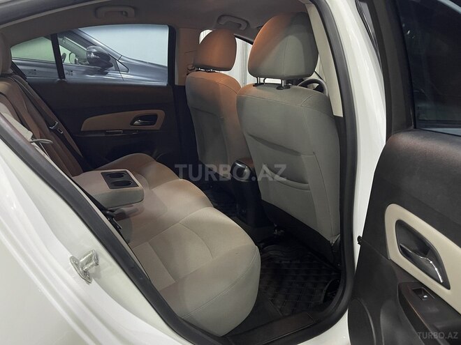 Chevrolet Cruze-8