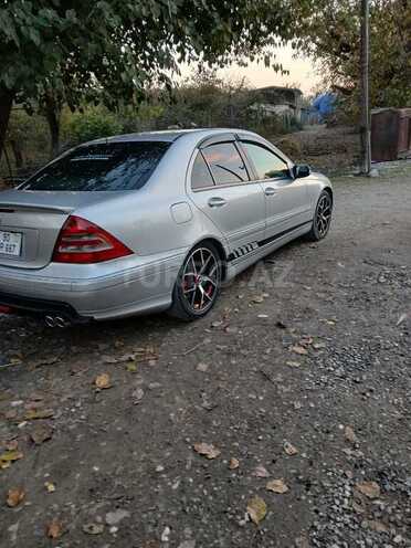 Mercedes C 240 2002, 66,440 km - 2.6 l - Quba