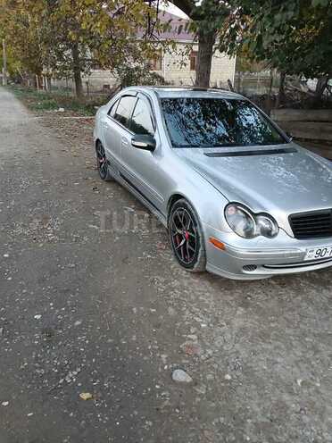 Mercedes C 240 2002, 66,440 km - 2.6 l - Quba