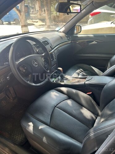 Mercedes E 220 d 2006, 398,000 km - 2.2 l - Bakı