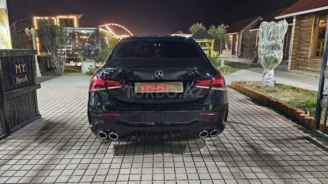Mercedes  2019, 64,272 km - 2.0 l - Bakı