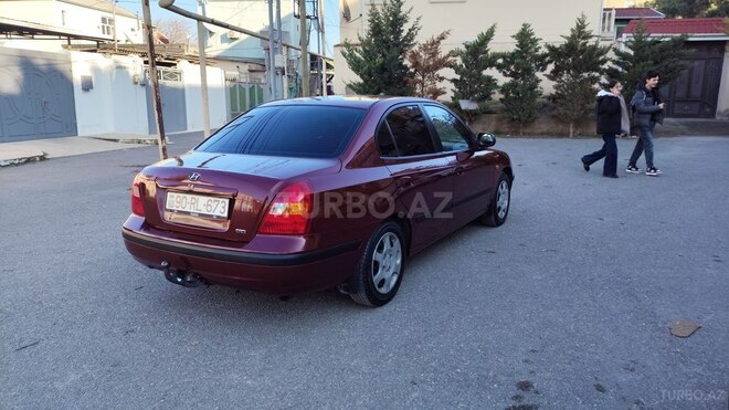 Hyundai Elantra 2001, 267,210 km - 2.0 l - Bakı