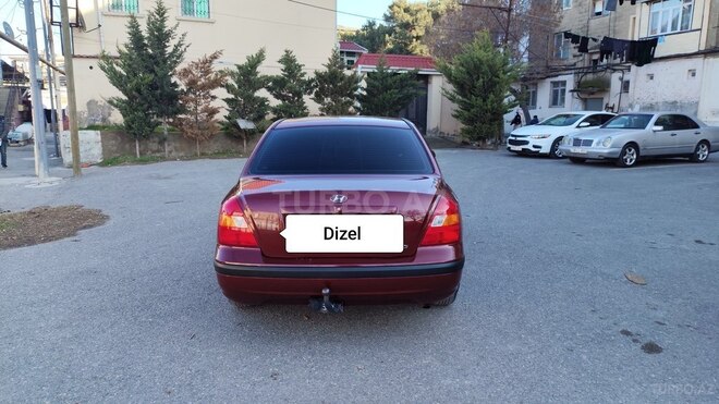 Hyundai Elantra 2001, 267,210 km - 2.0 l - Bakı