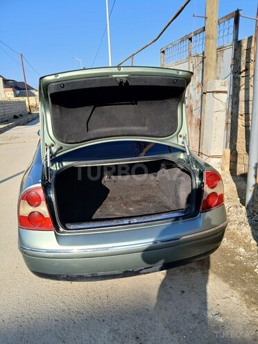 Volkswagen Passat 2001, 300,000 km - 1.8 л - Bakı