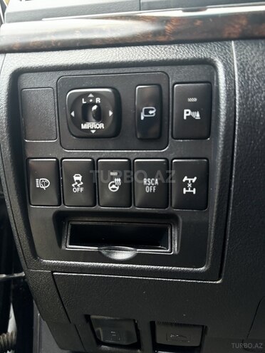 Toyota Land Cruiser 2012, 280,000 km - 4.6 л - Bakı