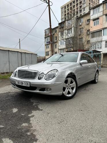 Mercedes E 240 2004, 303,561 km - 2.4 l - Bakı