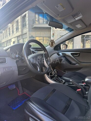 Hyundai Elantra 2015, 124,000 km - 1.8 l - Bakı