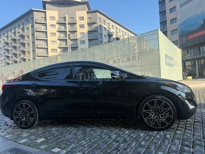 Hyundai Elantra 2015, 124,000 km - 1.8 l - Bakı