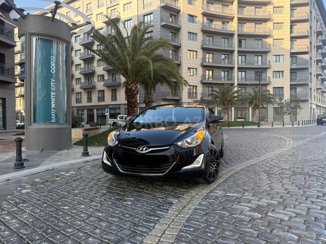 Hyundai Elantra 2015, 124,000 km - 1.8 l - Bakı