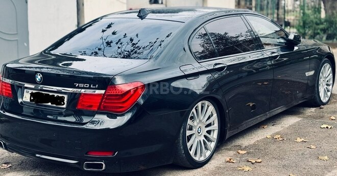 BMW 750 2011, 315,000 km - 4.4 l - Bakı